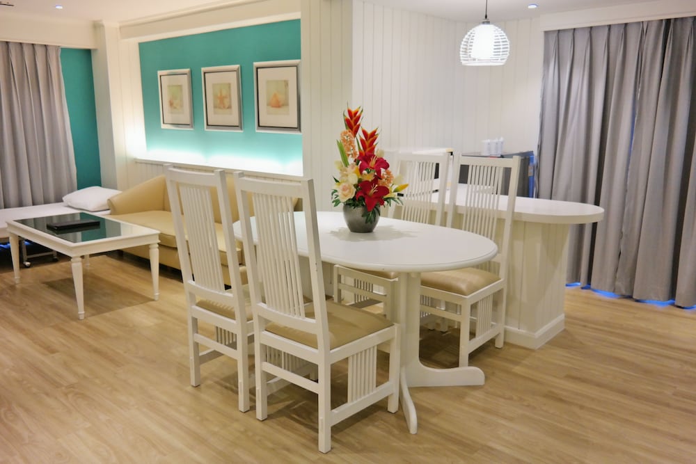 Фото Ebina House