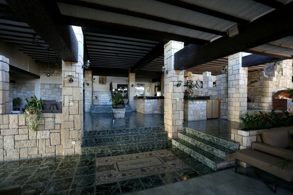 Фото Dionysos Central Hotel