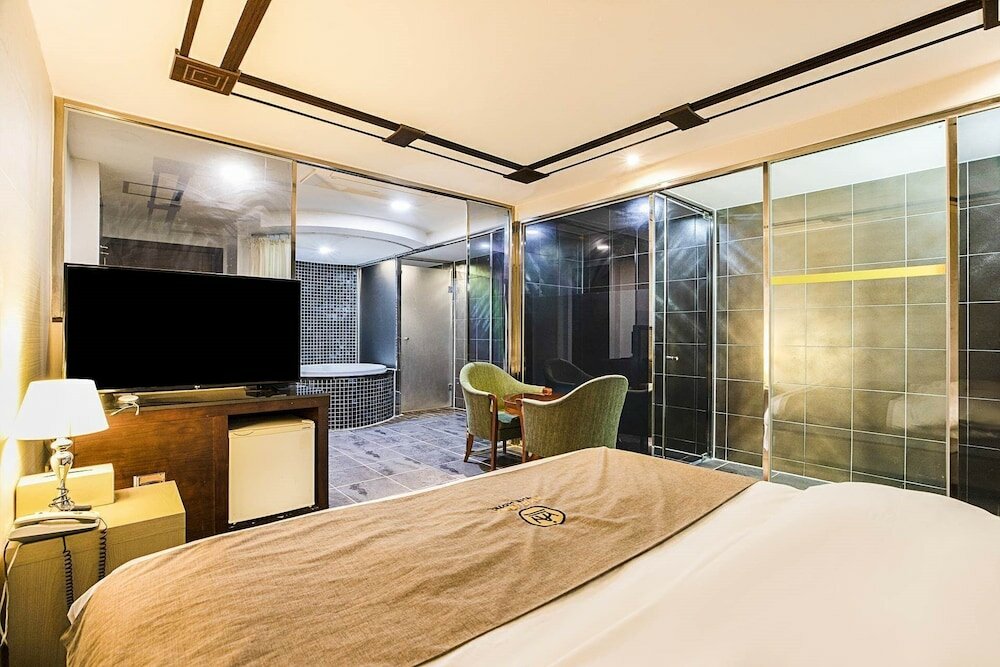 Фото Amourex Hotel