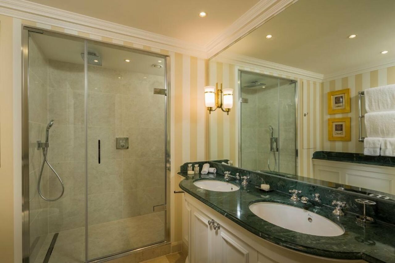 Фото Cheval Thorney Court