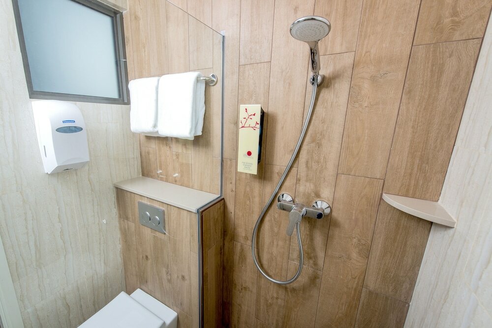 Фото Hotel 81 Premier Star