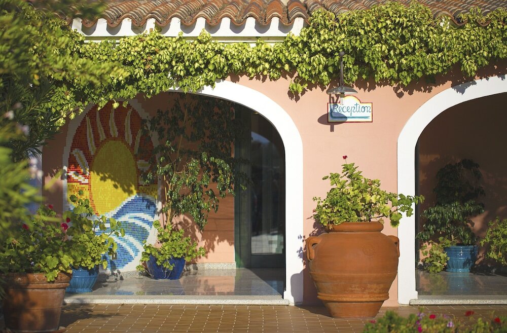 Фото Villaggio Alba Dorata