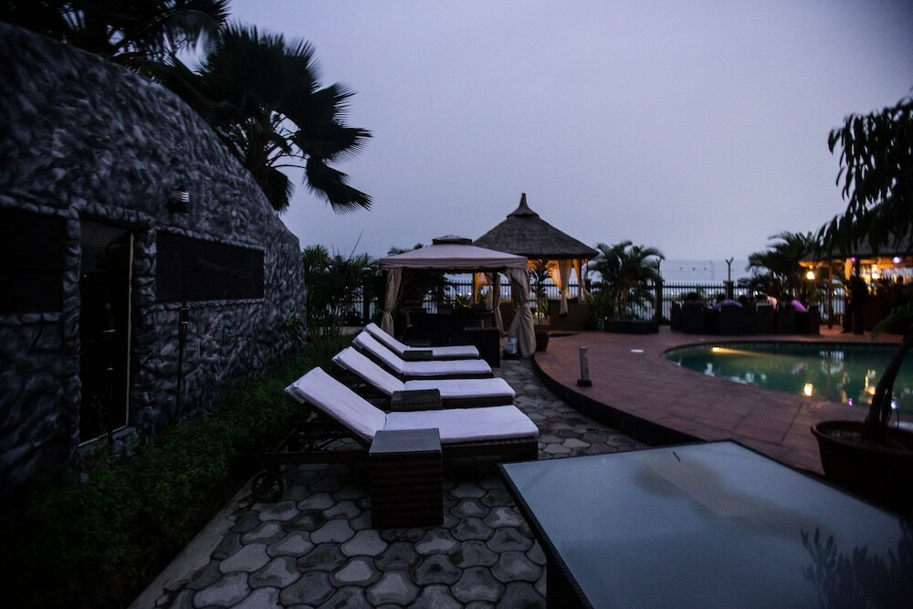 Фото Hotel Bon Voyage