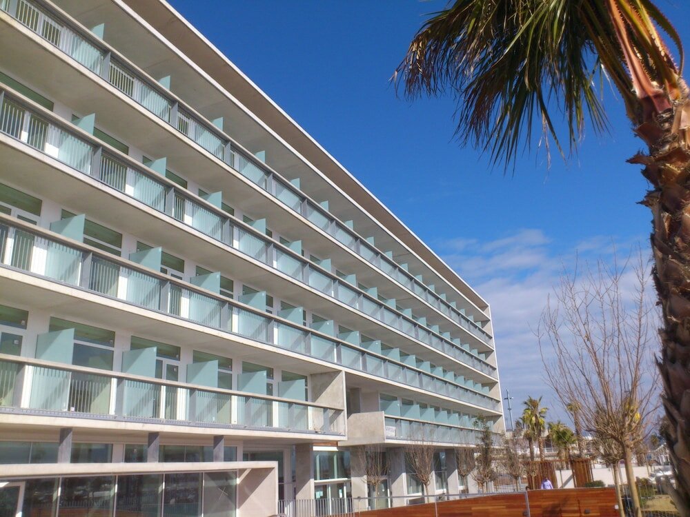 Фото Hotel Atenea Port Barcelona Mataro