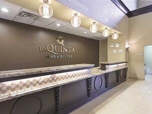 Гостиница La Quinta Inn & Suites by Wyndham Houston Energy Corridor
