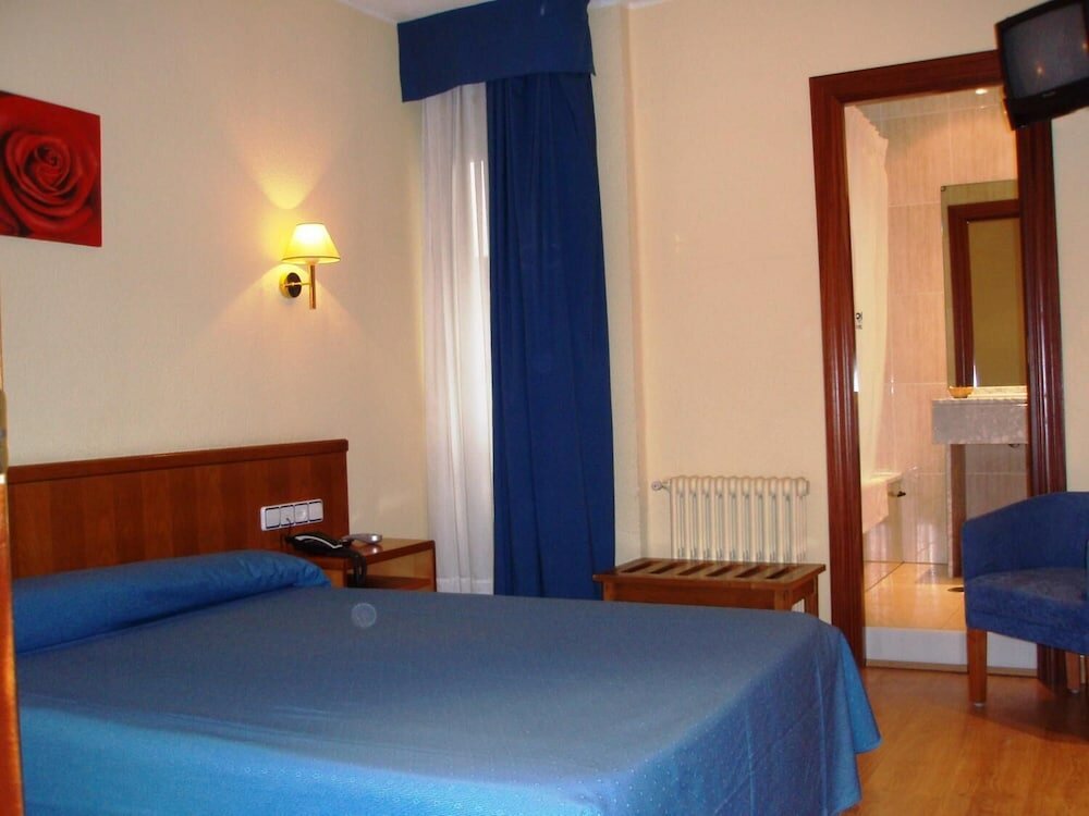 Фото Hotel Cityexpress Covadonga