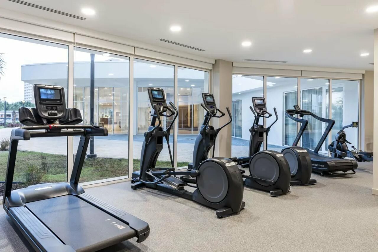 Фото Embassy Suites by Hilton Aruba Resort