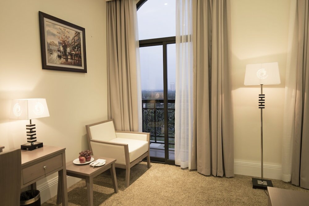 Фото MerPerle Crystal Palace Hotel