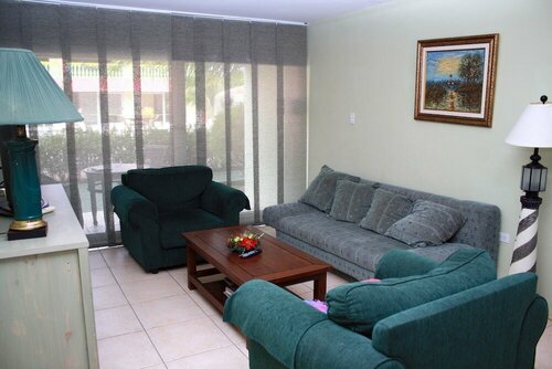 Апартаменты Del Rey Apartments в Пальм Бич