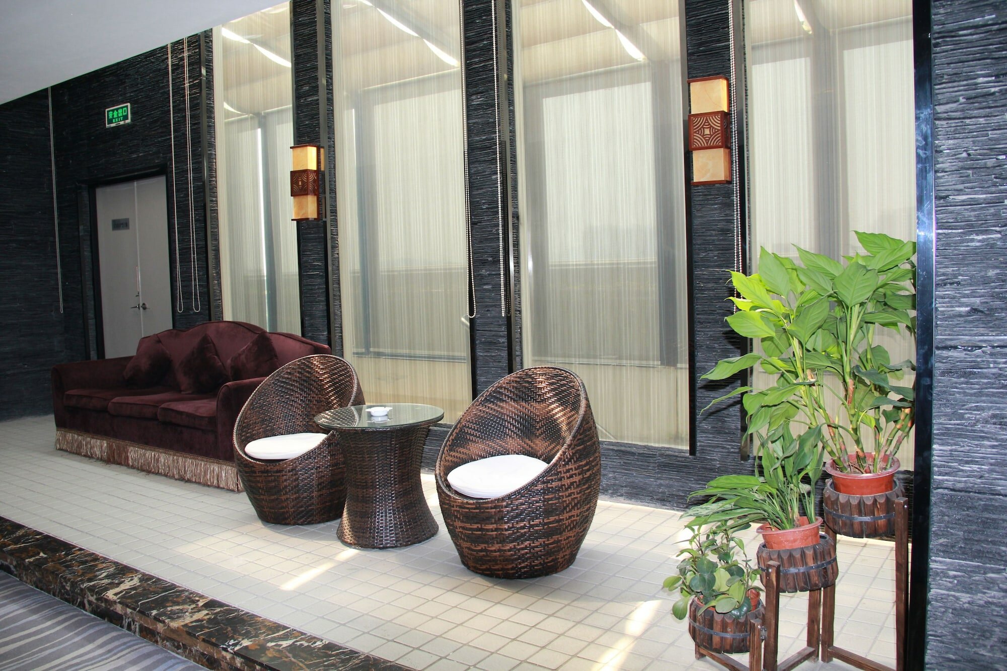 Фото Venus Royal Hotel Yingbin GuangZhou Airport