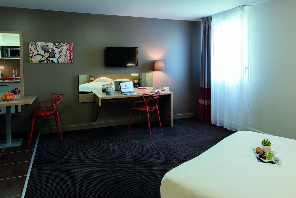 Фото AppartCity Confort Bordeaux Chartrons