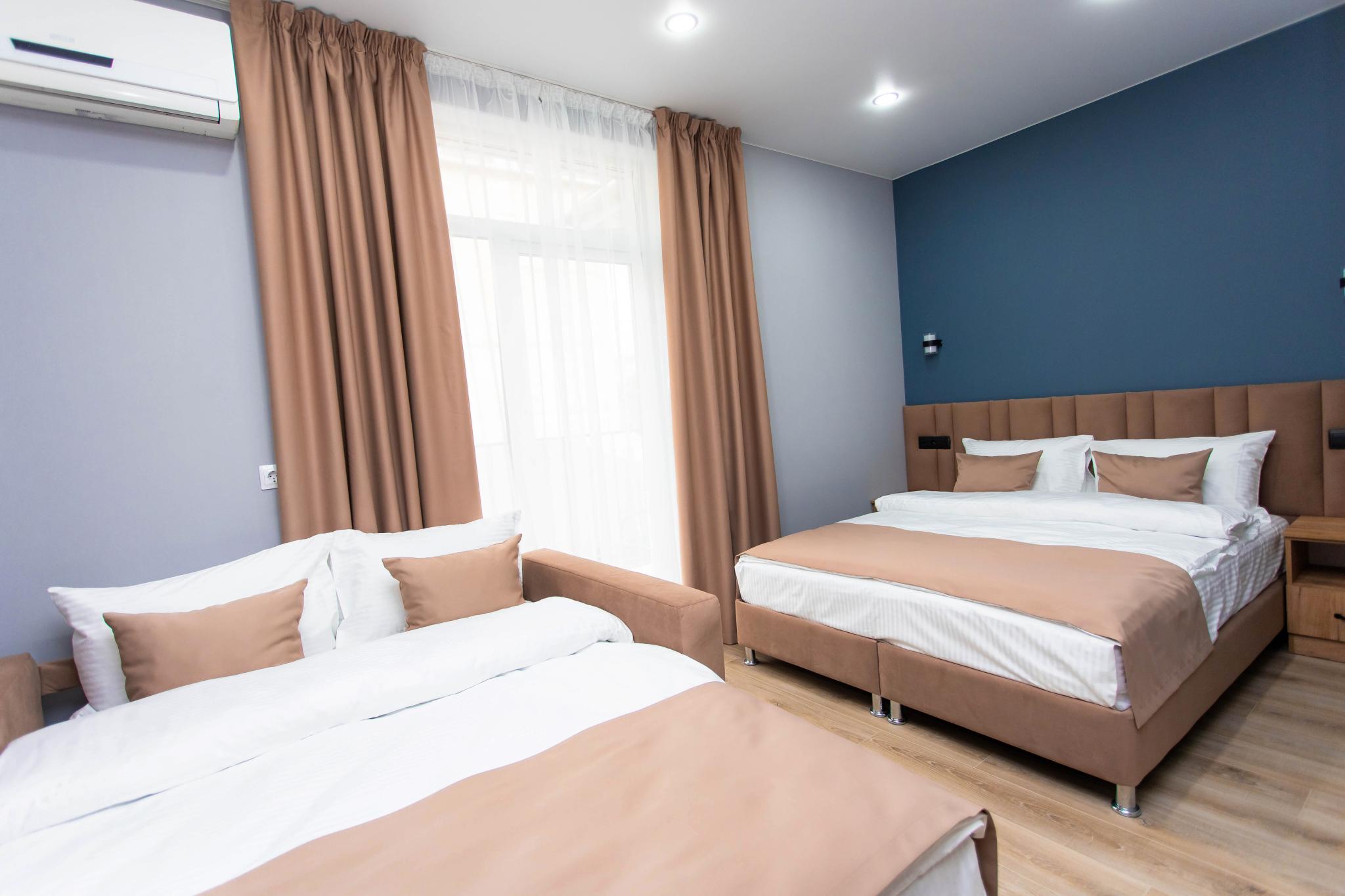 Фото Карс Делюкс