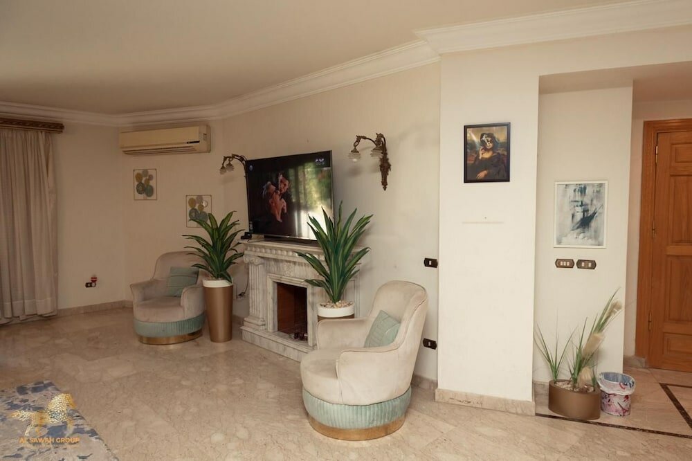 Фото Villa In Deplomaseen District