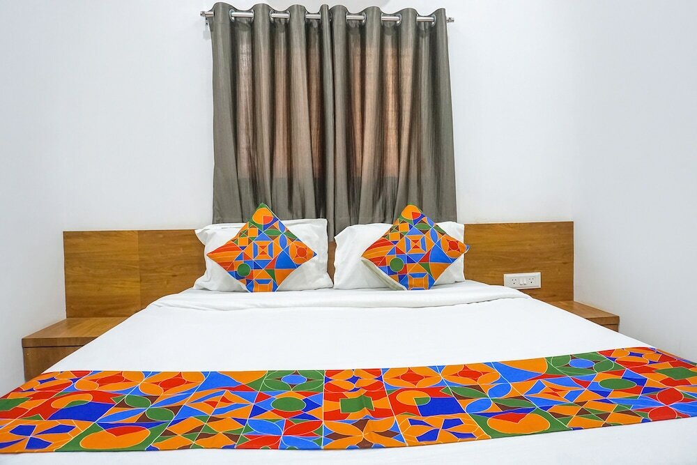 Фото Fabhotel White House