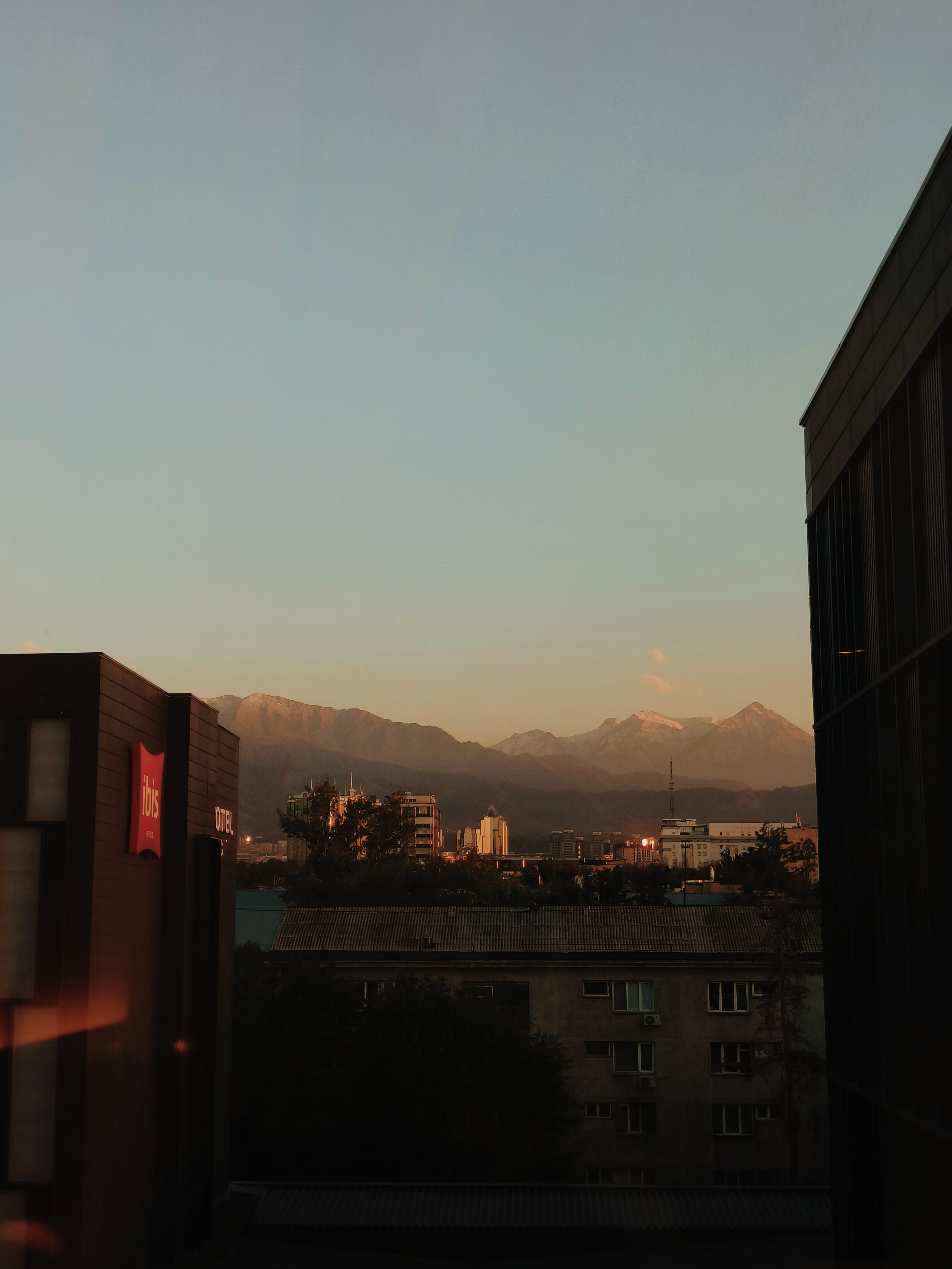 Фото Ibis Almaty Jetisu