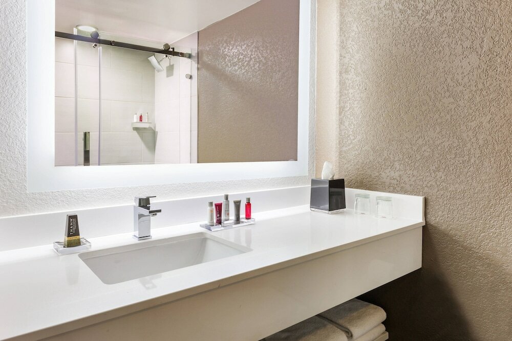 Фото Marriott Orlando Airport Lakeside