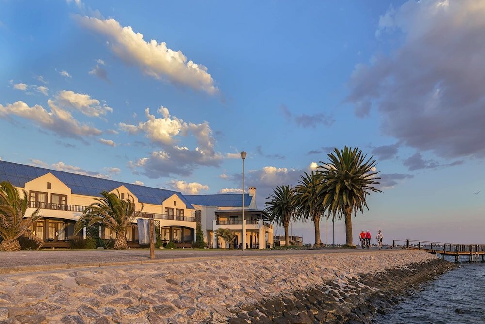 Фото Protea Hotel by Marriott Walvis Bay Pelican Bay