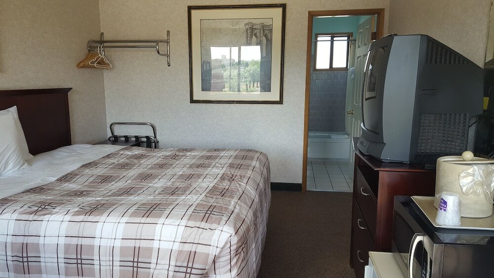 Фото Richland Inn and Suites