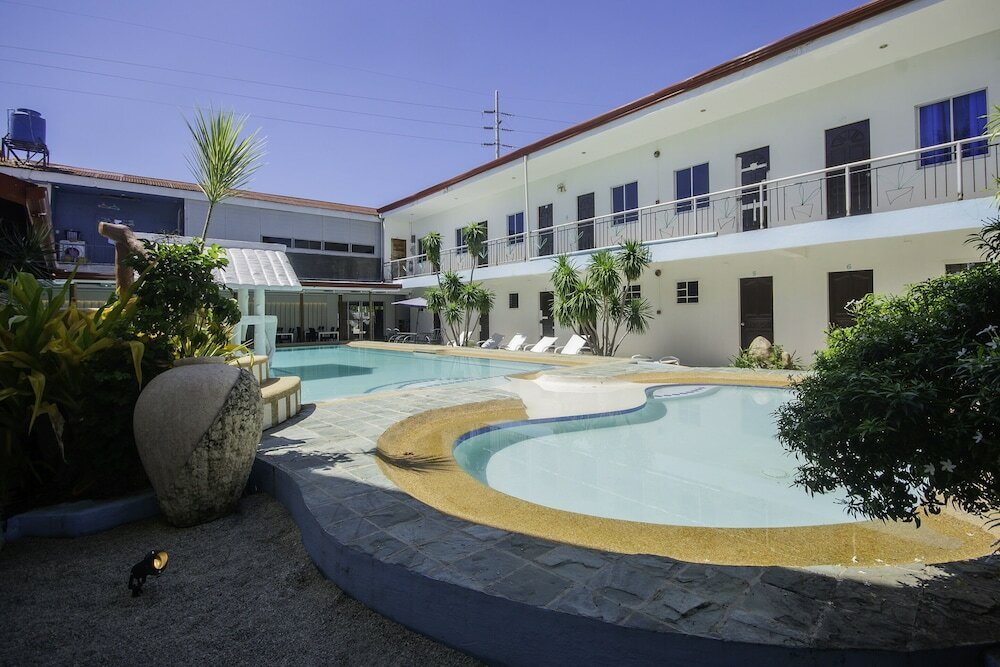 Фото Oyo 725 Richdel Resort Hotel