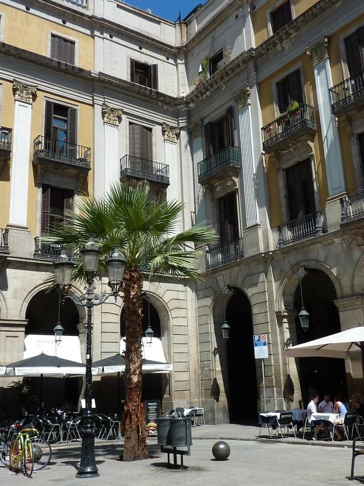 Фото Roma Reial