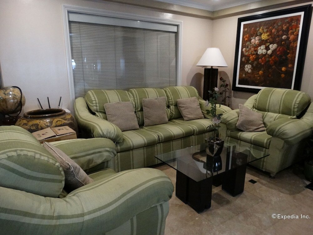 Фото Ralph Anthony Suites