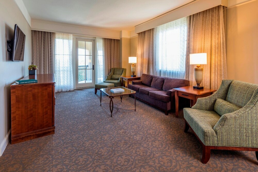 Фото Renaissance Birmingham Ross Bridge Golf Resort & SPA