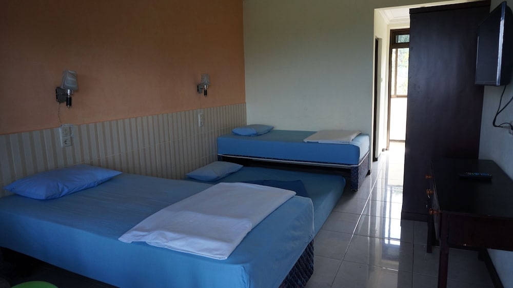 Фото Hotel Surya Indah