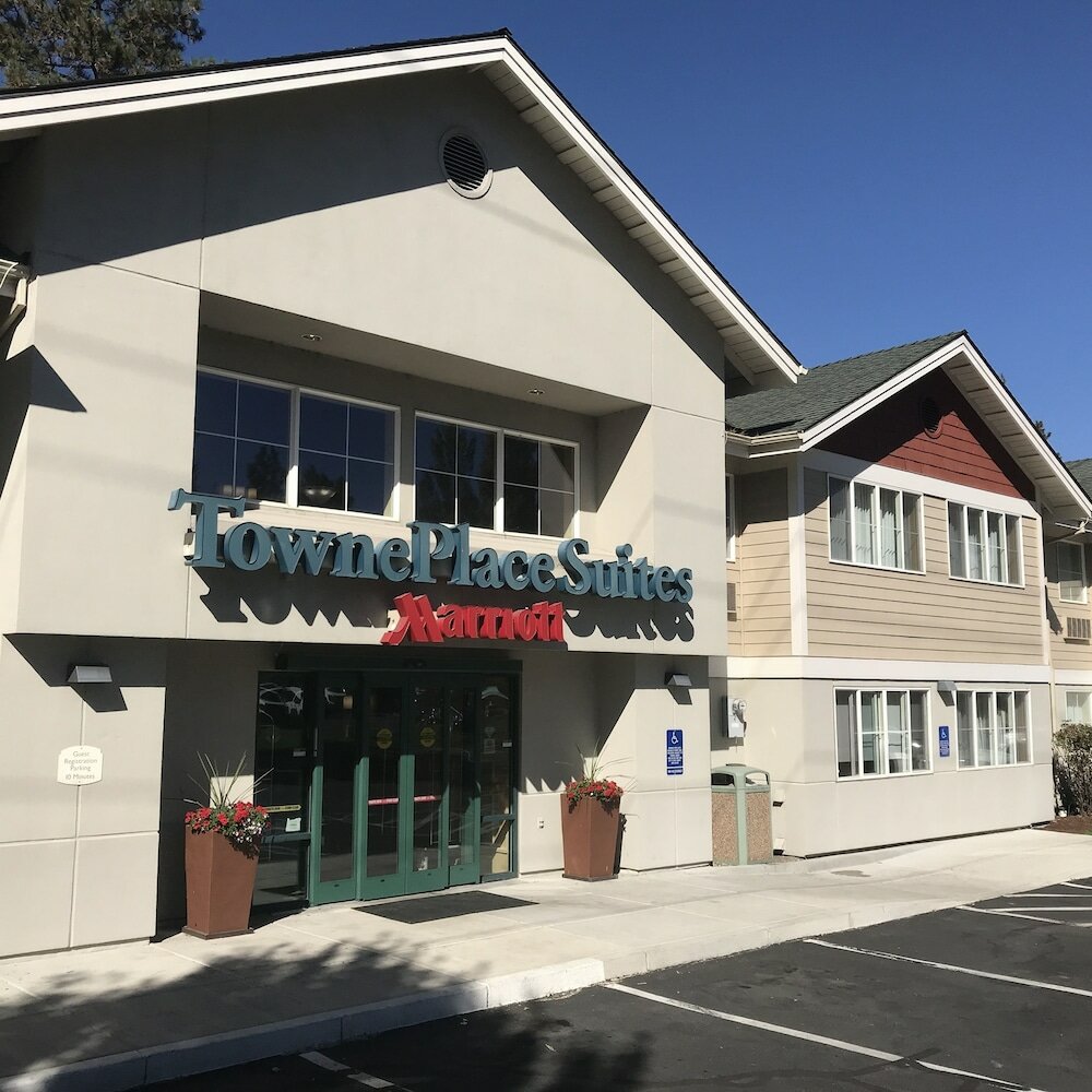 Фото TownePlace Suites Bend Near Mt. Bachelor