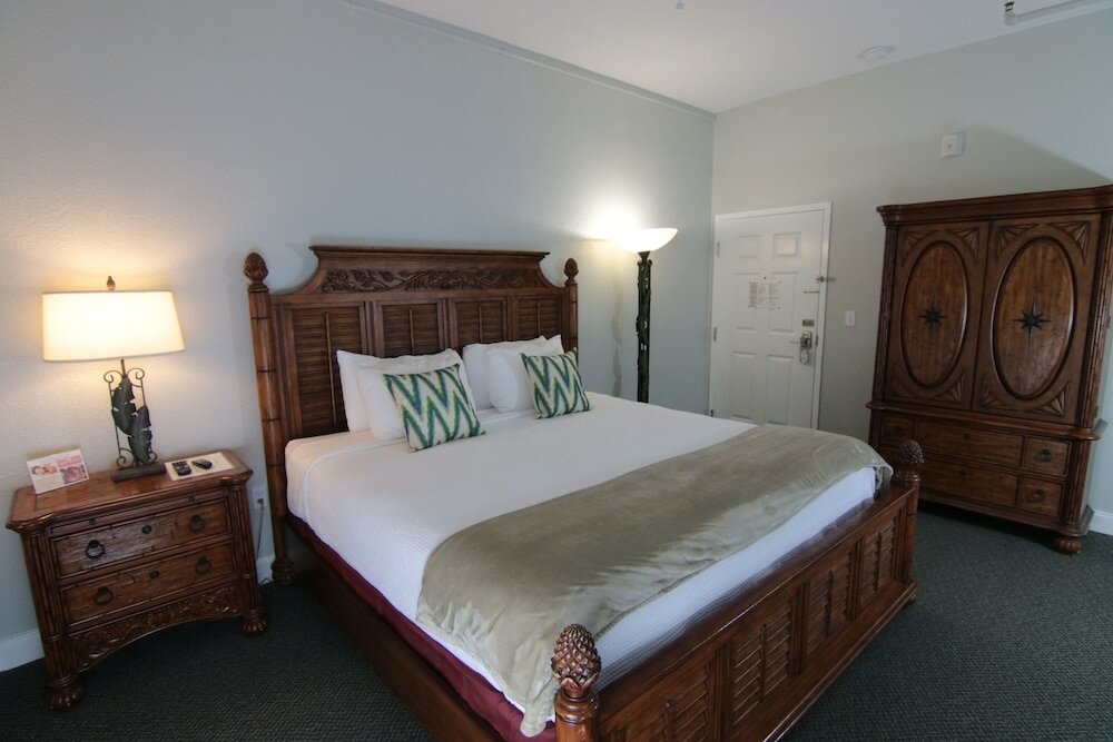 Фото Crystal Bay Hotel