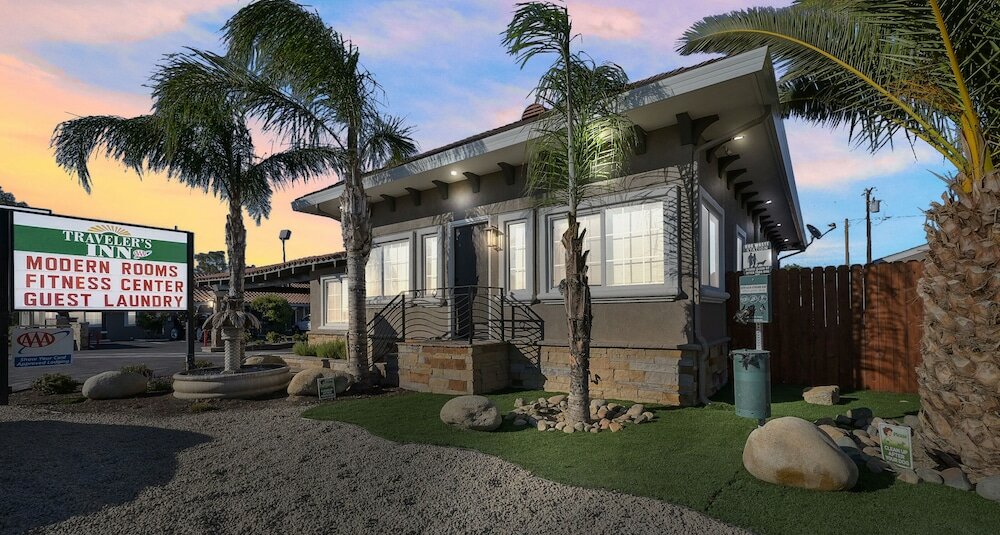 Фото Traveler's Inn