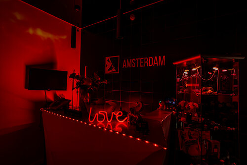 Элиталық жезөкшелердің суреттері