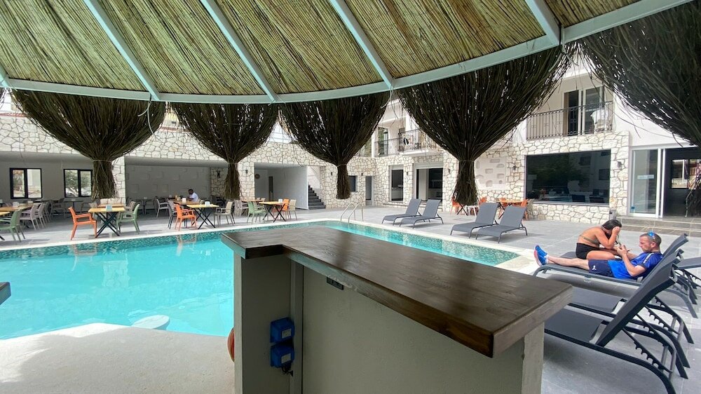 Фото Akdeniz Beach Hotel