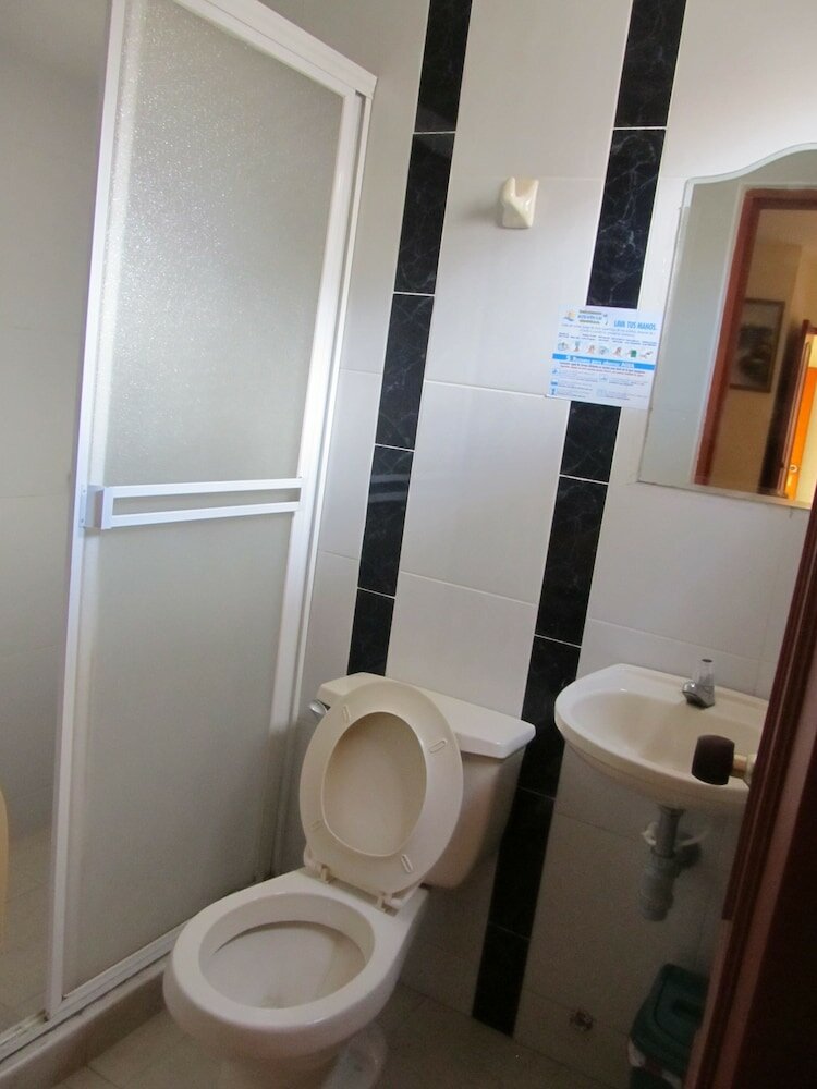 Фото Hostal Solymar