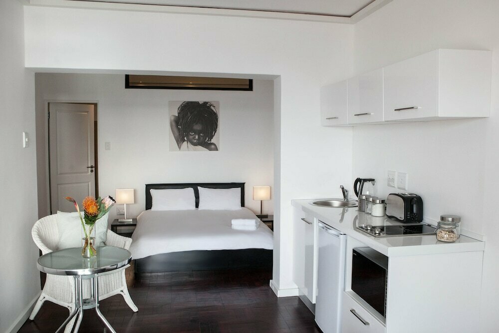 Hotel Upperbloem, Capetown, photo