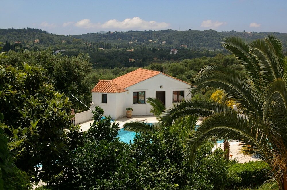 Фото Marialice Apartments