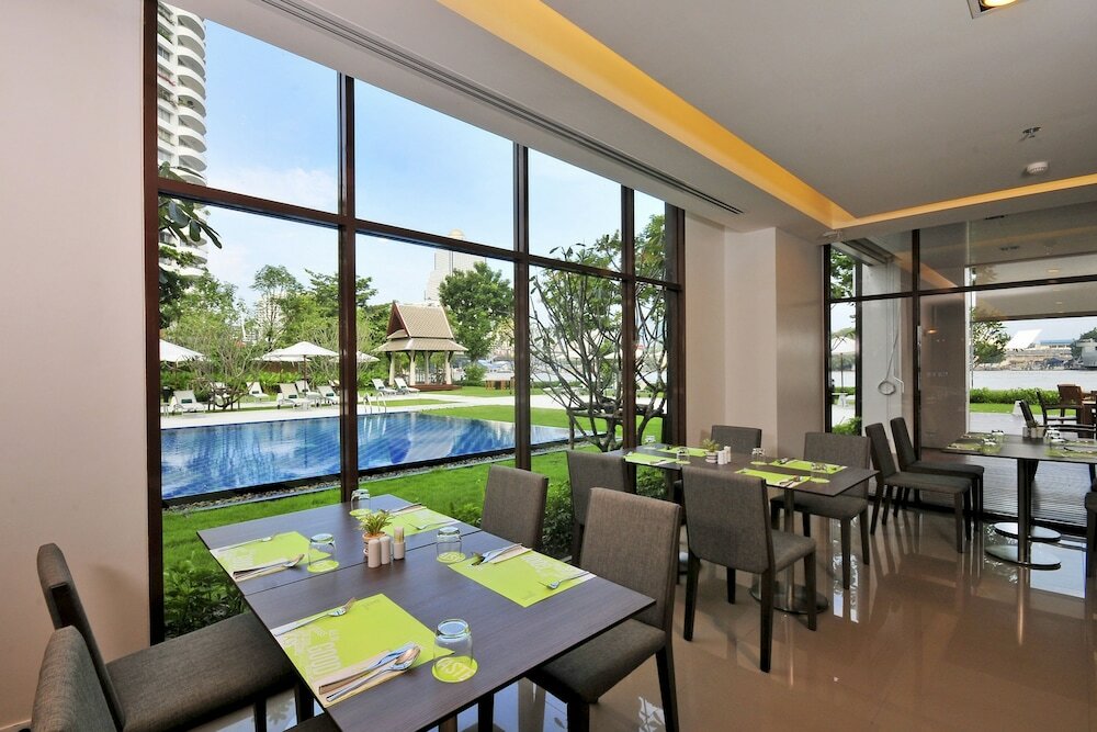 Фото Ibis Bangkok Riverside