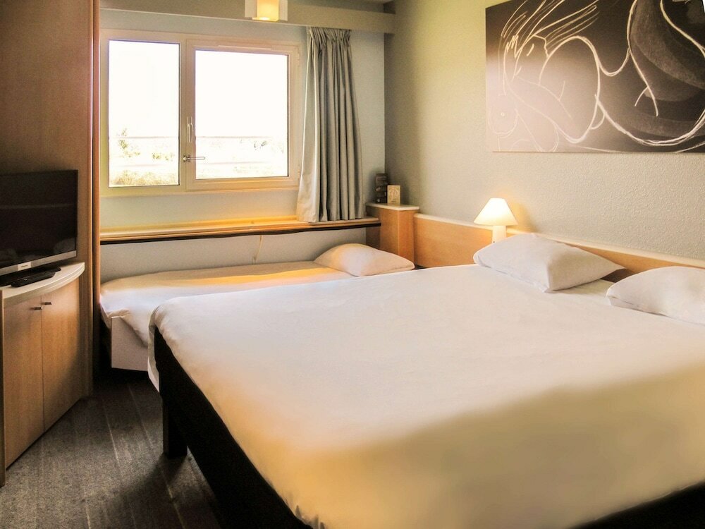 Фото Ibis Pontivy