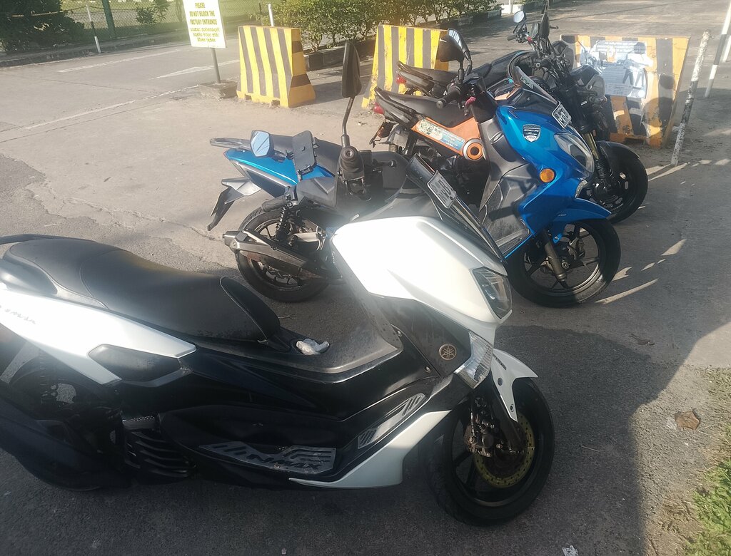 ATM Commercial Bank Of Ceylon PLC, Galle, photo