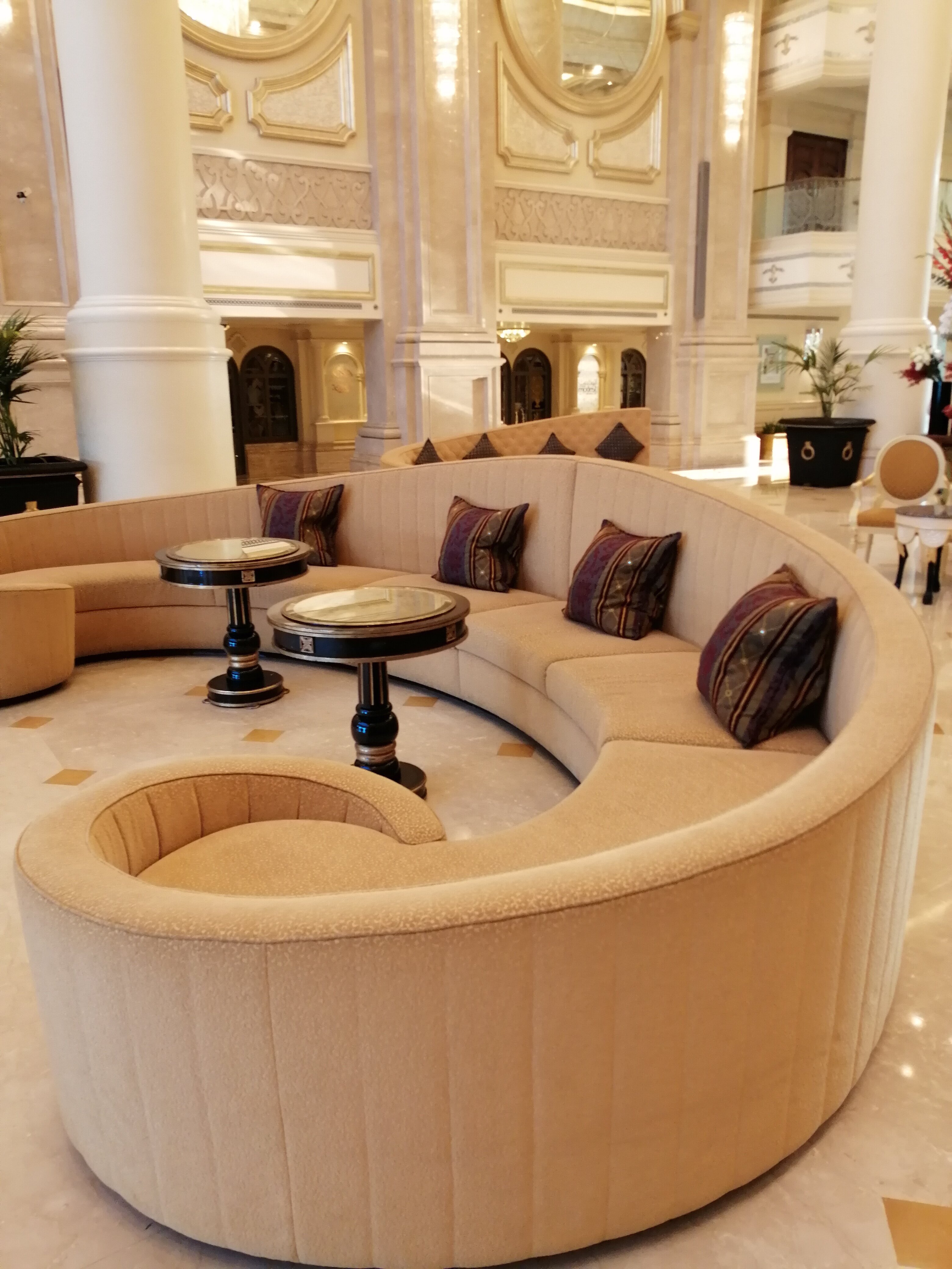 Фото The Ritz Carlton Abu Dhabi Grand Canal