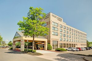 Гостиница Four Points by Sheraton Philadelphia Airport
