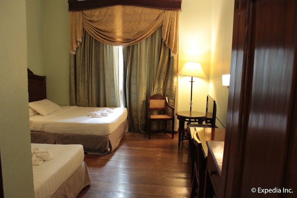 Фото Hotel Salcedo de Vigan