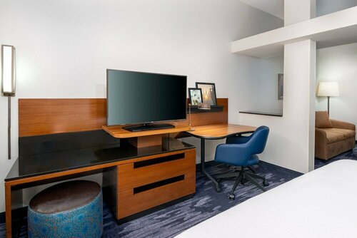 Внешний вид отеля Fairfield Inn & Suites by Marriott Clearwater в Клеруотере, фото 4