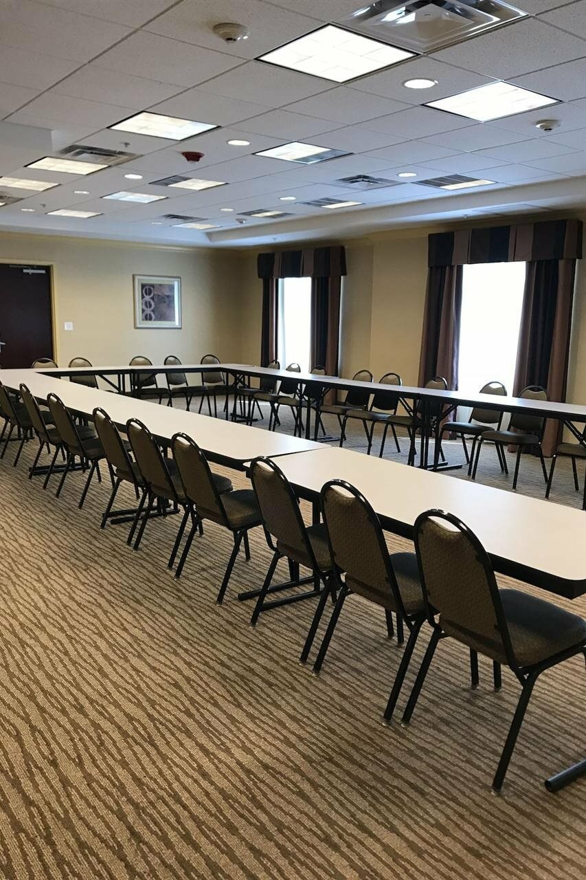 Фото Comfort Suites Fredericksburg North