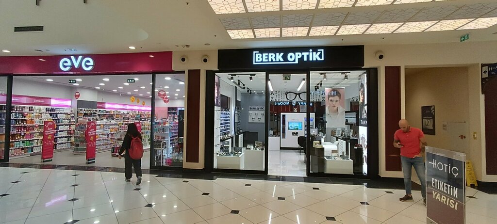 Opticial store Berk Optics, Izmir, photo