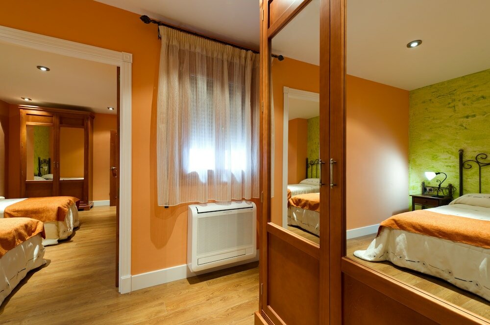 Фото Aparthotel Capitolina