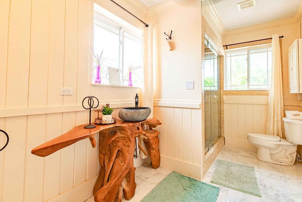 Фото Villa North Winds Orange Hill