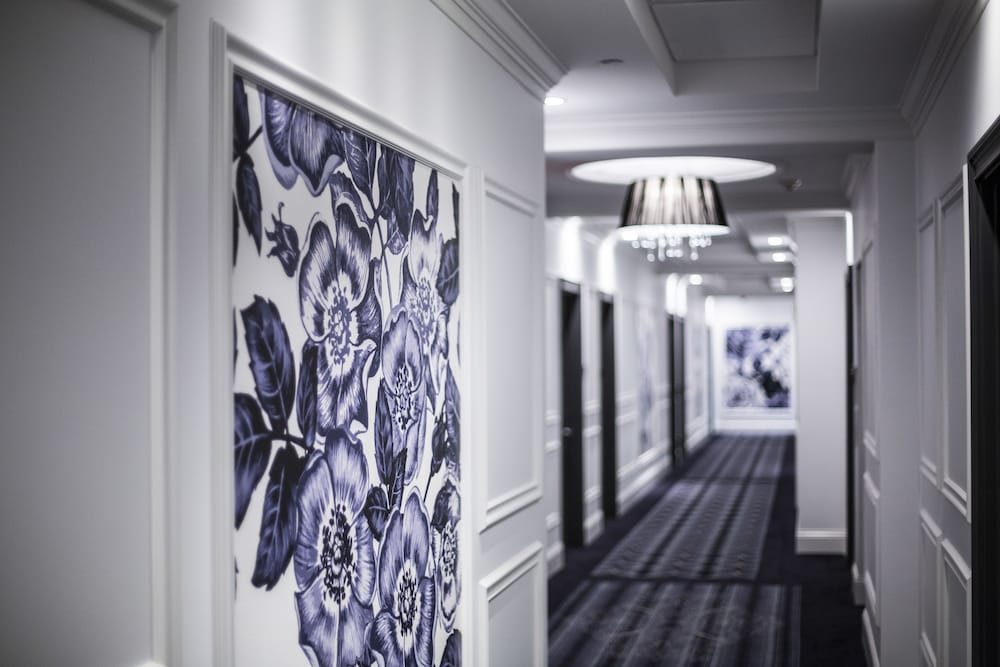 Фото La Banque Hotel