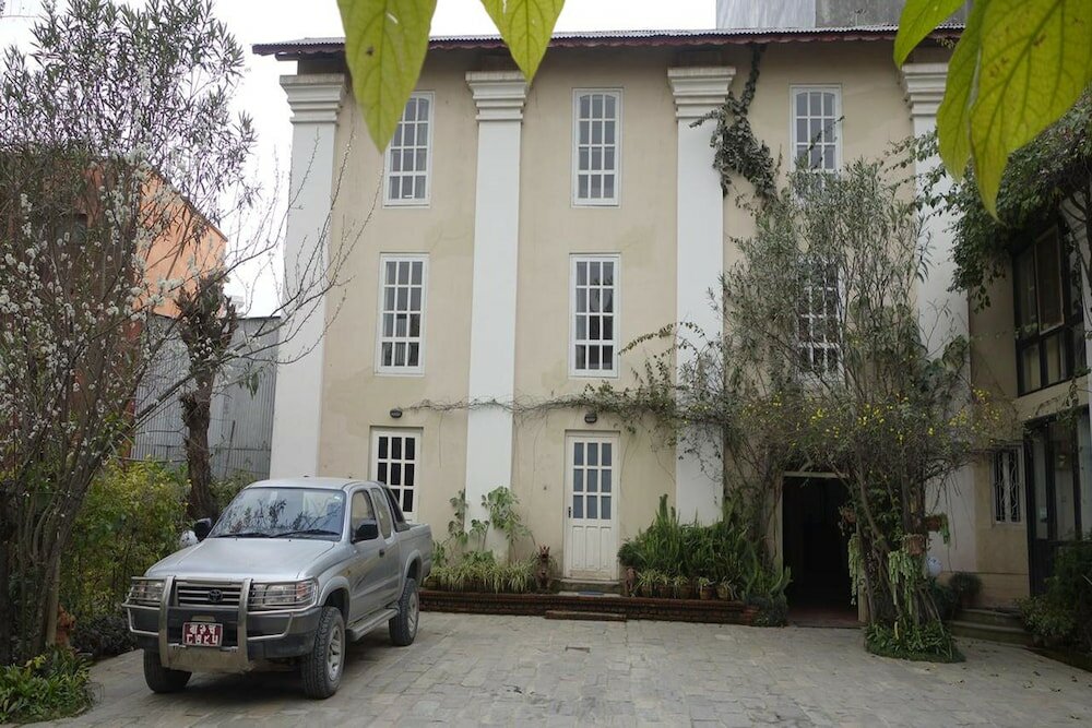 Фото отеля 1