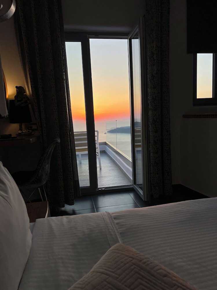 Фото Unique Suites