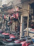 Lucky Autos (Bilal Ganj, Jilani Road, 70), auto parts and auto goods store